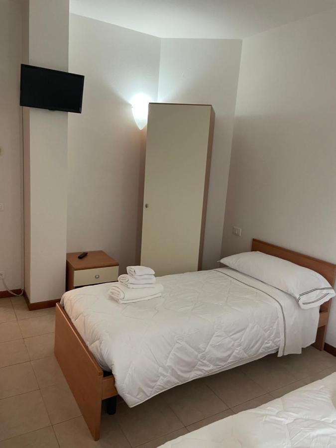 Sportland Hotell Colle Val D'Elsa Exteriör bild