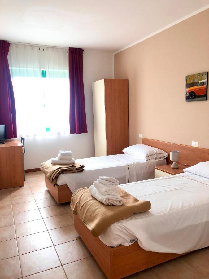 Sportland Hotell Colle Val D'Elsa Exteriör bild
